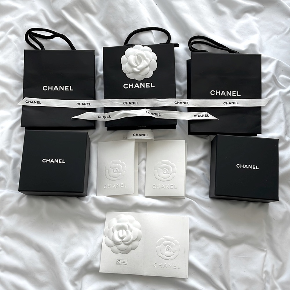 Chanel Small Bag / Ribbon / Receipt Holder